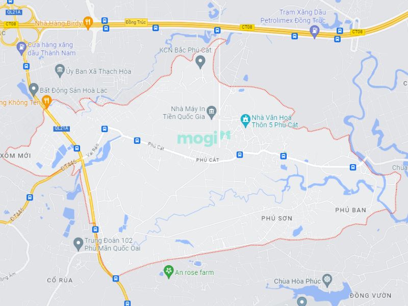 Phú Cát có vị trí gần trung tâm huyện Quốc Oai, cách khoảng 13 km