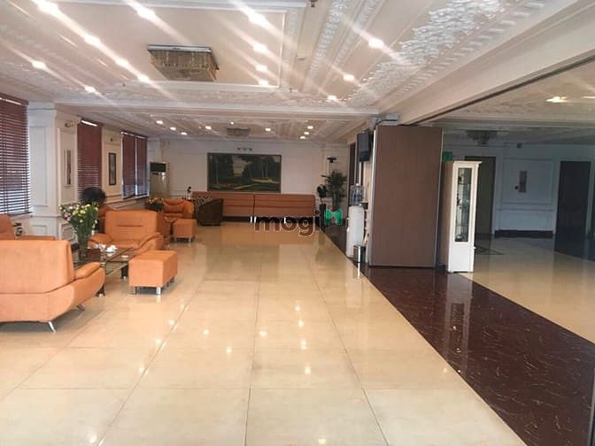 Hình ảnh Cho thuê mặt bằng Đường Lê Thị Riêng - Phường Bến Thành - Quận 1.