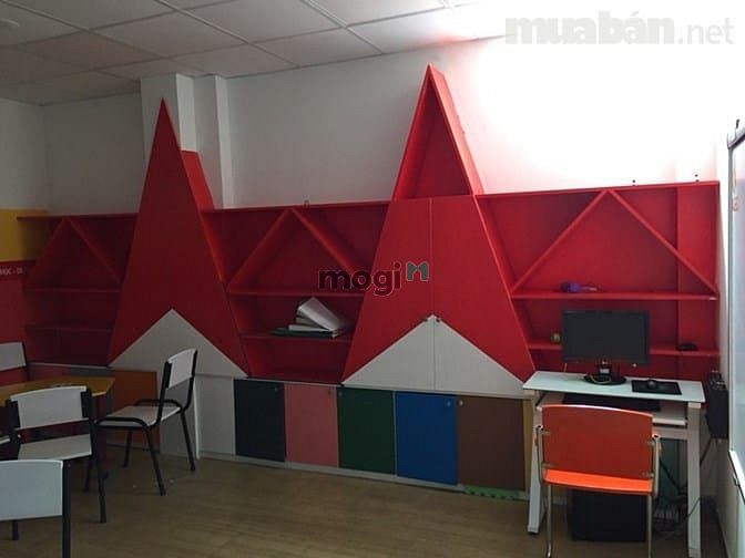 Hình ảnh Nhà MT Thạch Lam, 5x12m, 5 Lầu, Có thang máy, full nội thất.
