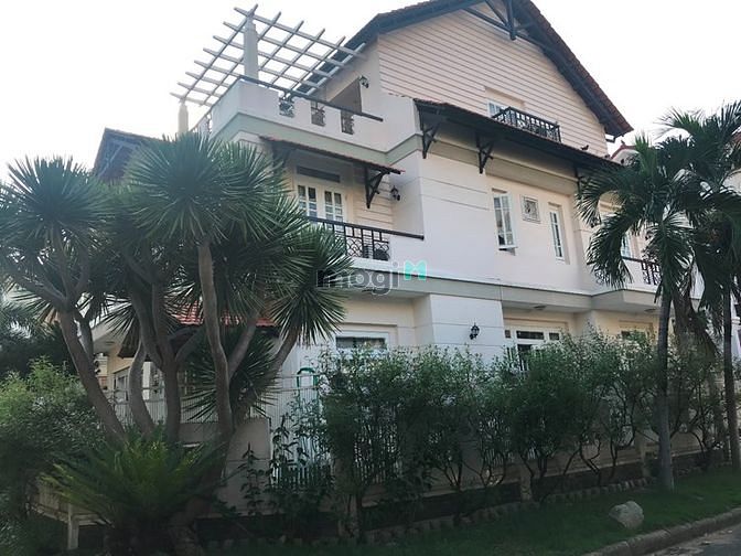 Hình ảnh Biệt thự Nam Quang Phú Mỹ Hưng Quận 7 cần cho thuê gấp