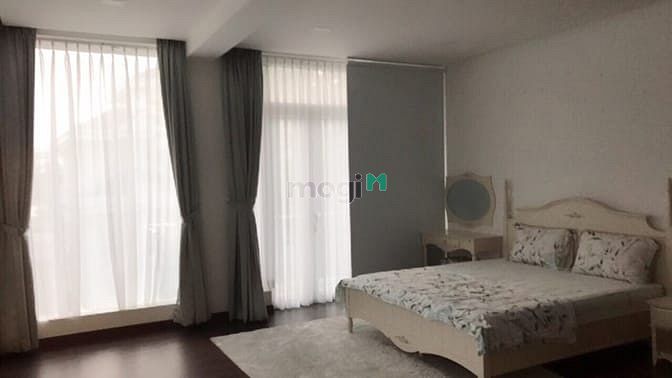 Hình ảnh Cho thuê căn góc biệt thự Nam Thông, Phú Mỹ Hưng, Quận 7