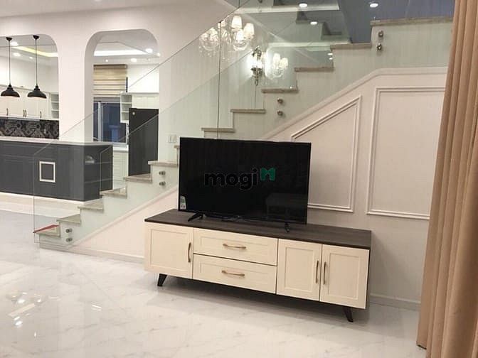 Hình ảnh Cho thuê căn góc biệt thự Nam Thông, Phú Mỹ Hưng, Quận 7