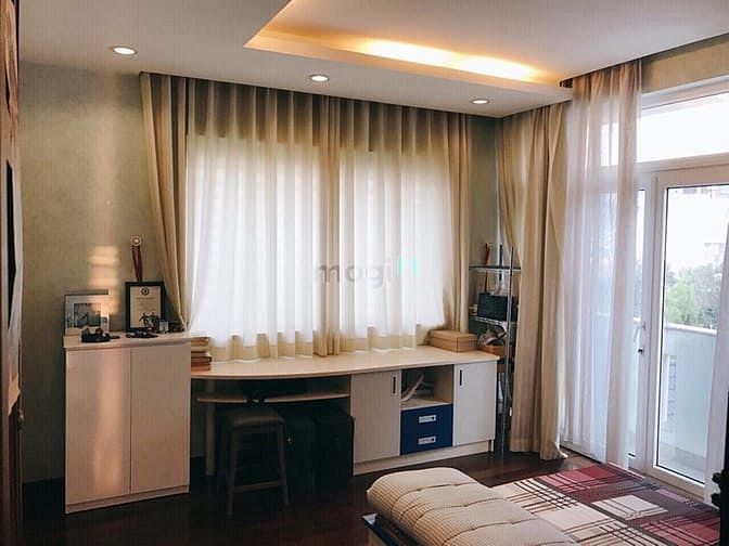 Hình ảnh Cho thuê biệt thự Hưng Thái PMH Quận 7 giá 29.5 tr/th