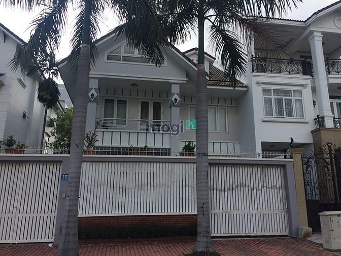 Hình ảnh Tôi cần cho thuê gấp Villa sân vườn P.Thảo Điền Quận 2