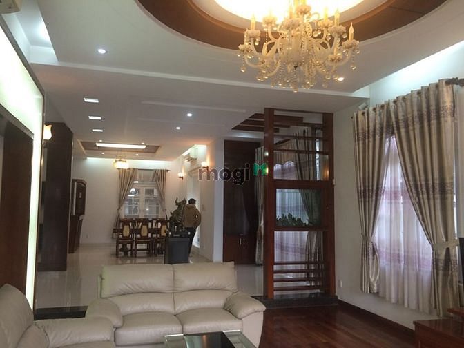 Hình ảnh Villa sân vườn P.Thảo Điền Quận 2