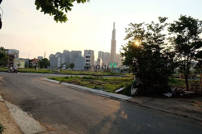 Hình ảnh Cho thuê gấp đất trống đường số 4 P.Bình Khánh Quận 2