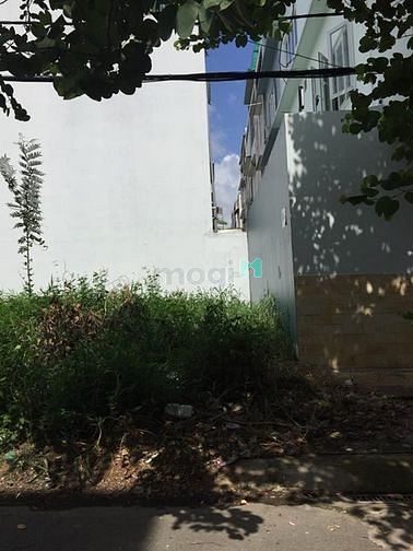 Hình ảnh Bán góc đất 6x20m,đường số 5 giá 15 tỷ