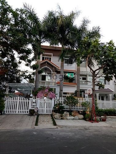 Hình ảnh Cần cho thuê gấp biệt thự Hưng Thái nhà đẹp, giá rẻ nhất.