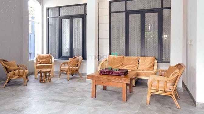 Hình ảnh Bán gấp căn nhà khu vực sầm uất P.Thảo Điền Quận 2