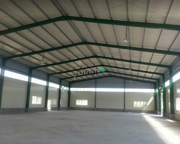 Hình ảnh Cho thuê kho xưởng 250m2, đường Lê Trọng Tấn, sẵn 3 pha, nước máy