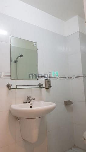 Hình ảnh Cho thuê nhà 2 lầu mặt tiền Bế Văn Đàn, P.14, Tân Bình