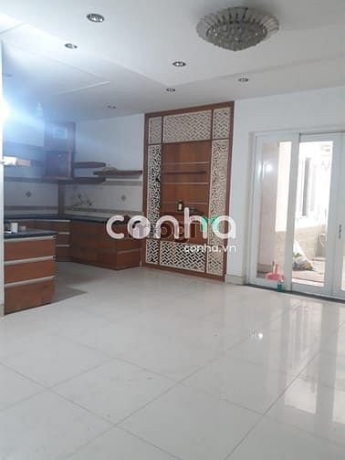 Hình ảnh cho thuê Biệt thự Yên Thế, phường 2, Tân Bình. Cách sân bay TSN 200m.