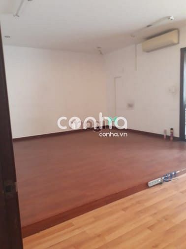 Hình ảnh cho thuê Biệt thự Yên Thế, phường 2, Tân Bình. Cách sân bay TSN 200m.