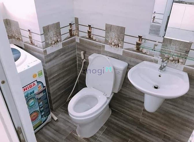 Hình ảnh Cho thuê Trang Chủ MB66.COM / Đăng Ký Tặng 66K mới xây có ban công đường CMT8 Tân Bình