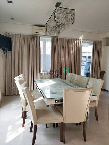 Hình ảnh Cho Thuê Biệt Thự Đẹp, Hầm, 3 lầu 4 Phòng Lớn, Bình An, Quận 2