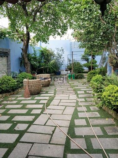 Hình ảnh Cho Thuê Biệt Thự Đẹp, Hầm, 3 lầu 4 Phòng Lớn, Bình An, Quận 2