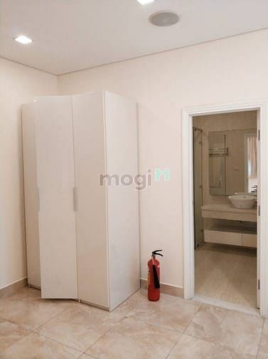 Hình ảnh Cho Thuê Biệt Thự Đẹp, Hầm, 3 lầu 4 Phòng Lớn, Bình An, Quận 2