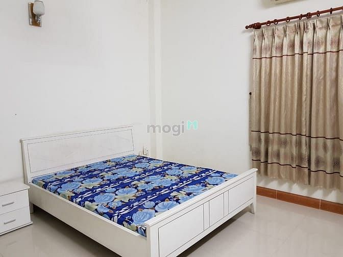 Hình ảnh Nhà hẻm xe hơi (hẻm 108/) đường Cộng Hòa, P. 4, Q. Tân Bình.