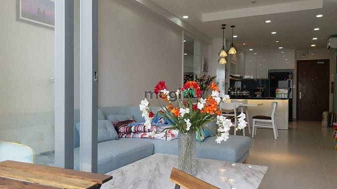 Hình ảnh Cho thuê chung cư The Gold View, 2PN, full NT, 90m2, view hồ bơi