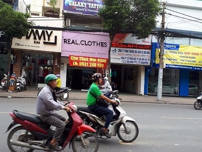 Hình ảnh Nhà cCách Mạng Tháng Tám, Phường 11, Quận 3.