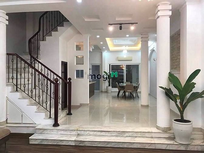 Hình ảnh Biệt Thự hẻm xe hơi đường Phan Đăng Lưu, P.7, Q. PN