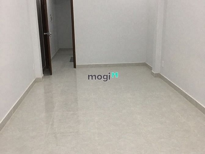 Hình ảnh Cho thuê nhà mới 172A Võ Văn Tần đoạn 2 chiều gần Cao Thắng, Quận 3