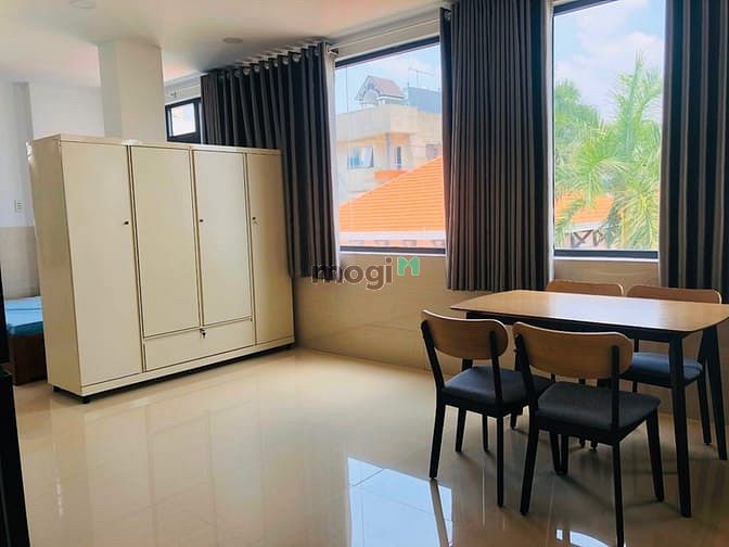 Hình ảnh Mb6623 nạp rút nhanh chóng mini Ban công thoáng mát view đẹp, full nội thất Quận 2