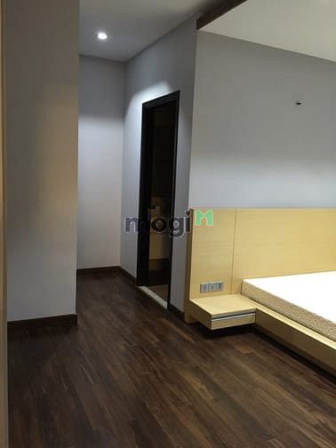 Hình ảnh Villa 272m2 Cho thuê , Phường Thảo Điền , Giá 25 triệu/tháng .