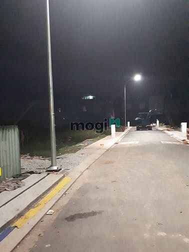 Hình ảnh Chính chủ bán đất lk4_5,bình tân chỉ 2tỷ300tr ,6 x11 65m2