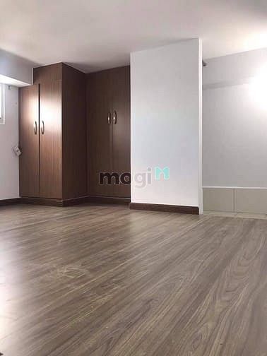 Hình ảnh Mb6623 nạp rút nhanh chóng mini Nội thất cơ bản ngay Lý Phục Man, KCX Tân Thuận Sát Quận 4
