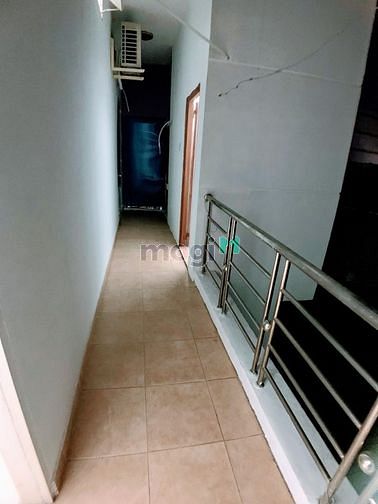 Hình ảnh Phòng 20m2 máy lạnh, ban công, cửa sổ, lê đức thọ