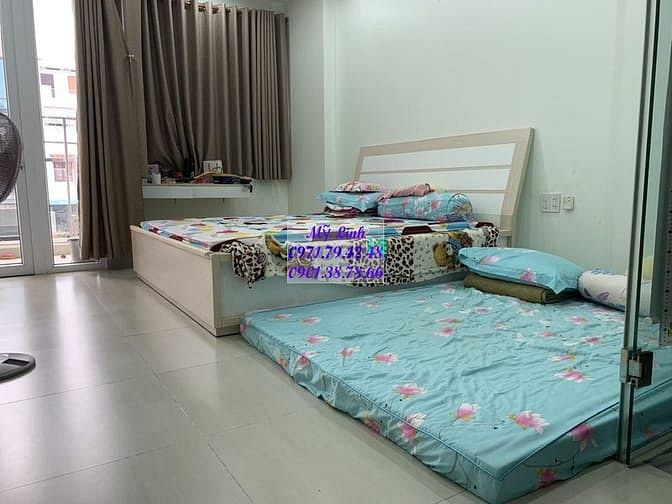 Hình ảnh Cho thuê nhà có hầm 4x20, nhà mới 99%, đầy đủ nội thất để ở.