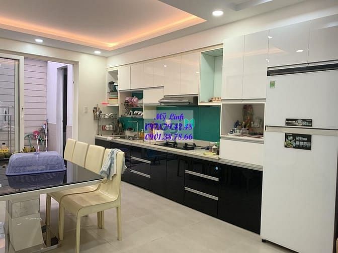 Hình ảnh Cho thuê nhà có hầm 4x20, nhà mới 99%, đầy đủ nội thất để ở.