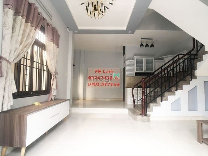 Hình ảnh Cho thuê căn góc 2MT khu Làng Báo Chí Thảo Điền Quận 2, HCM. 4 phòng