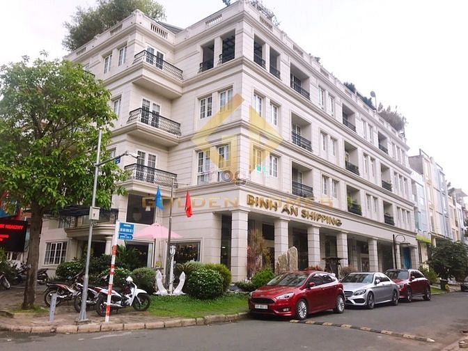 Hình ảnh Đang cần cho thuê nhà phố có thang máy, dt: 111m2, 4 lầu, giá 2500$