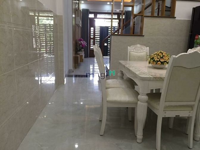 Hình ảnh Cho thuê nhà 1trệt 3 lầu TX 22