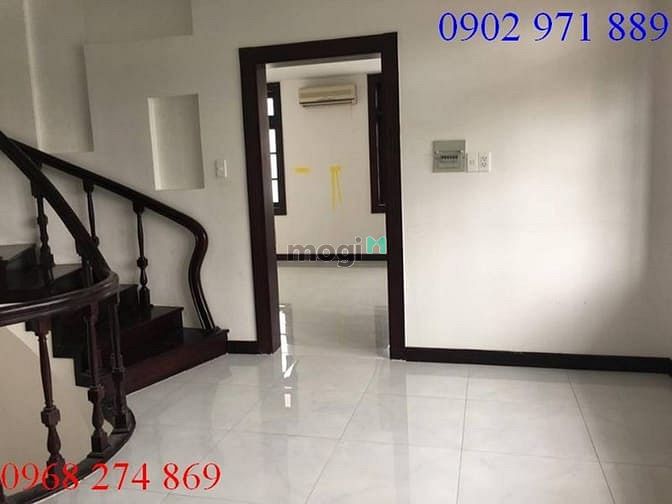 Hình ảnh Cho thuê nhà nguyên căn 185 m2 sân vườn