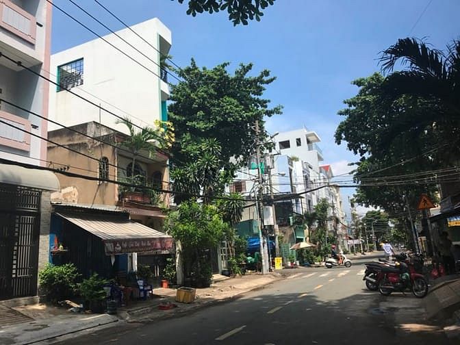 Hình ảnh Bán Biệt Thự 2.5 tấm Dt 12x20m mặt tiền đường Lê Niệm Quận Tân Phú
