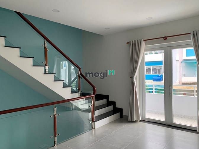 Hình ảnh Nhà Phố Mega Ruby Khang Điền - Nội Thất Cơ Bản - Có Vườn Rau Sau Nhà