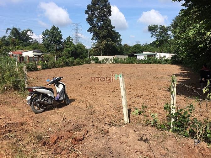 Hình ảnh Cần bán đất 2 mặt tiền xã Phú Hòa Đông - Củ Chi