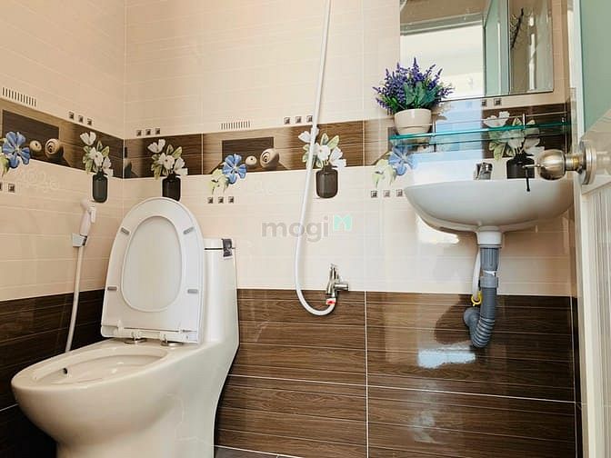 Hình ảnh CHDV ngay trung tâm quận 10. Xinh xắn mới 100%