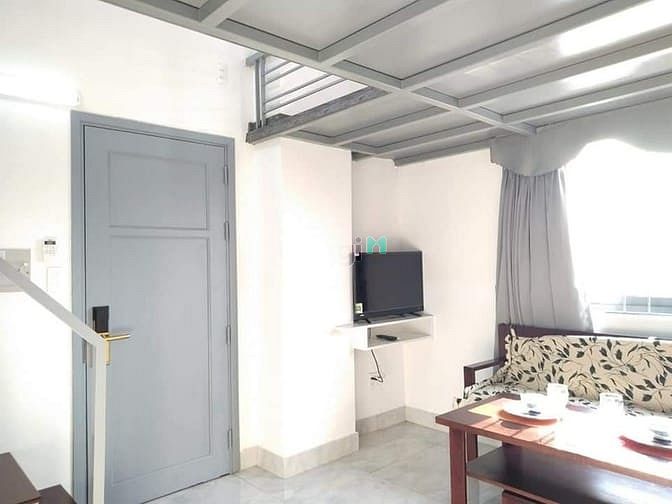 Hình ảnh Chung cư mini mới xây có gác full nội thất gần quận 4, cầu Tân Thuận