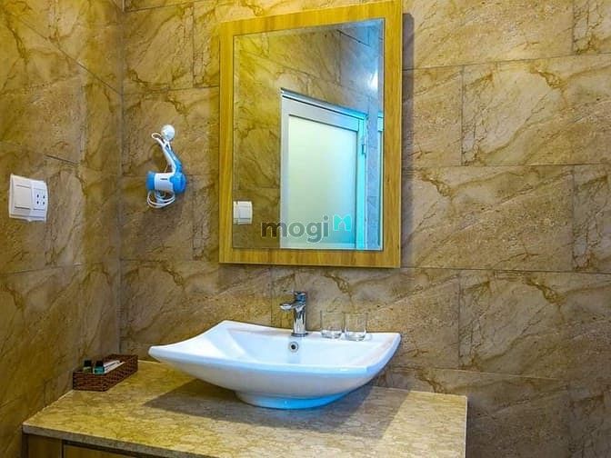 Hình ảnh Mới 100% không gian thoáng mát mẻ Phan Đăng Lưu Bình Thạnh
