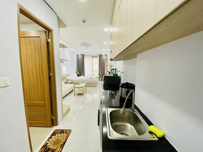 Hình ảnh Cho thuê gấp căn officetel 45m2, full nội thất tại Millennium Q4