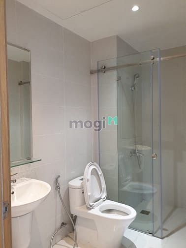 Hình ảnh 2pn Saigon South nội thất cơ bản giá 10tr/th.