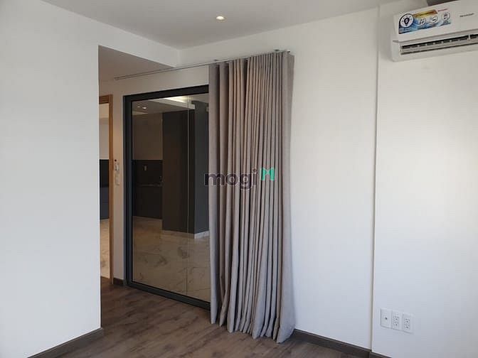 Hình ảnh 2pn Saigon South nội thất cơ bản giá 10tr/th.