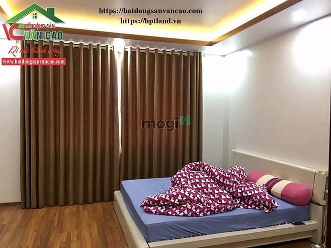 Hình ảnh House for rent beautiful 4-6 bed room Van Cao Street to live or work