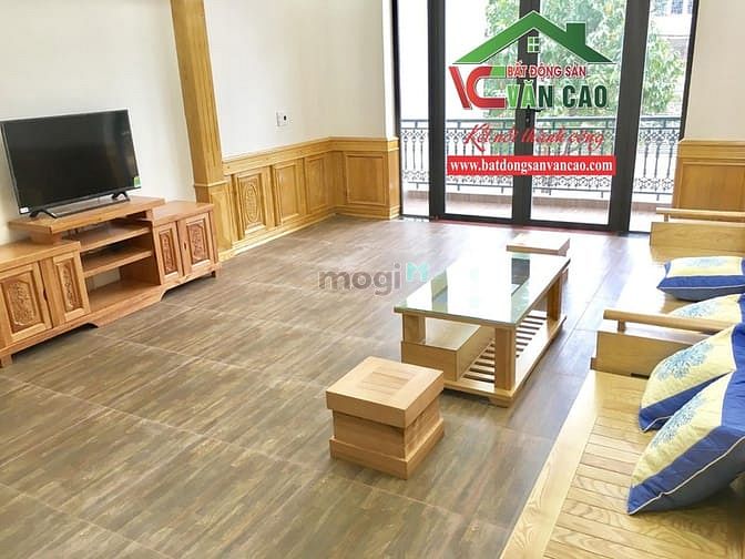 Hình ảnh House for rent beautiful 4-6 bed room Van Cao Street to live or work