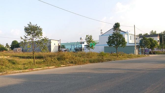 Hình ảnh Bán gấp đất Mỹ Phước 3, lô đất đối diện BV Hoàn Hảo đang xây dựng, SHR