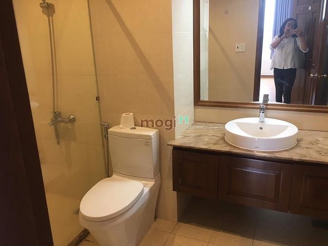 Hình ảnh #18Tr – Cho thuê căn Sky Center Phổ Quang 3PN/2WC NTCB (rèm, ML, bếp)
